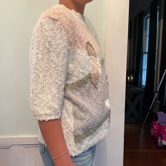 Vintage Shenanigans Floral Appliqué Short Sleeve Textured Sweater Size L… - Picture 3 of 10